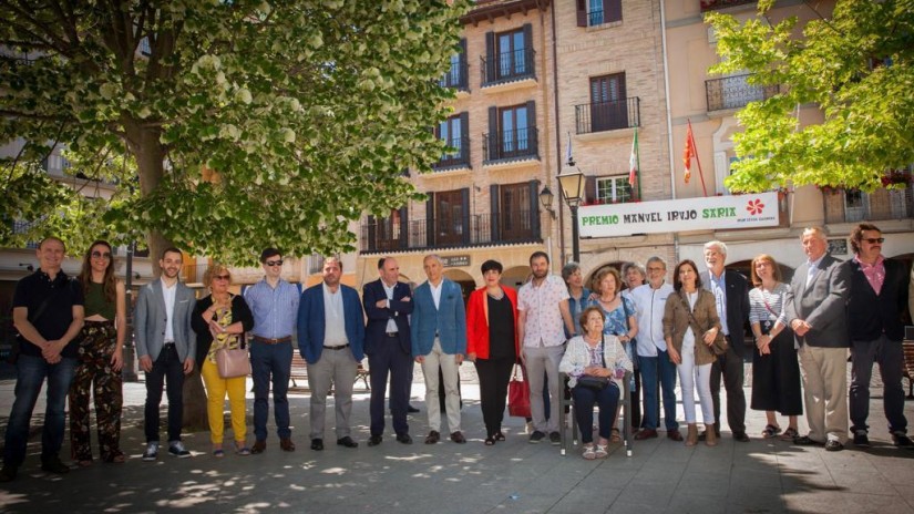 Los XIX Premios Manuel Irujo reconocen a la familia Odria Larrión, cuyo padre fue asesinado en la Alemania nazi