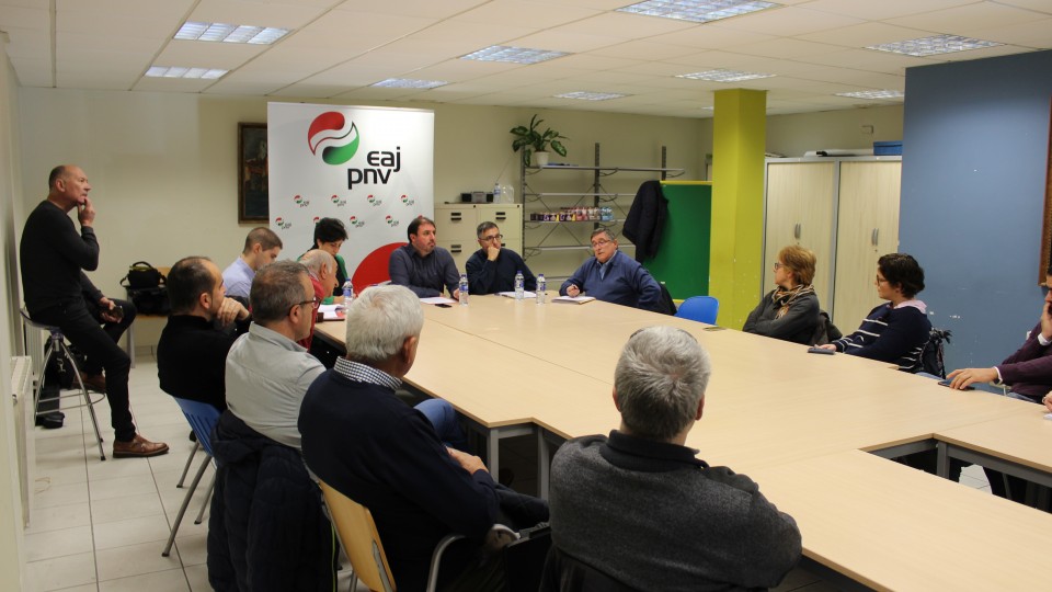 Encuentro con la Junta Municipal de Viana