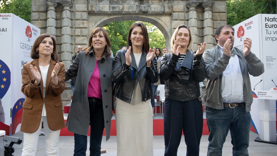 Mitina Iruñean - Amaia Arrizabalaga, Oihane Agirregoitia, Unai Hualde, Uxue Barkos           